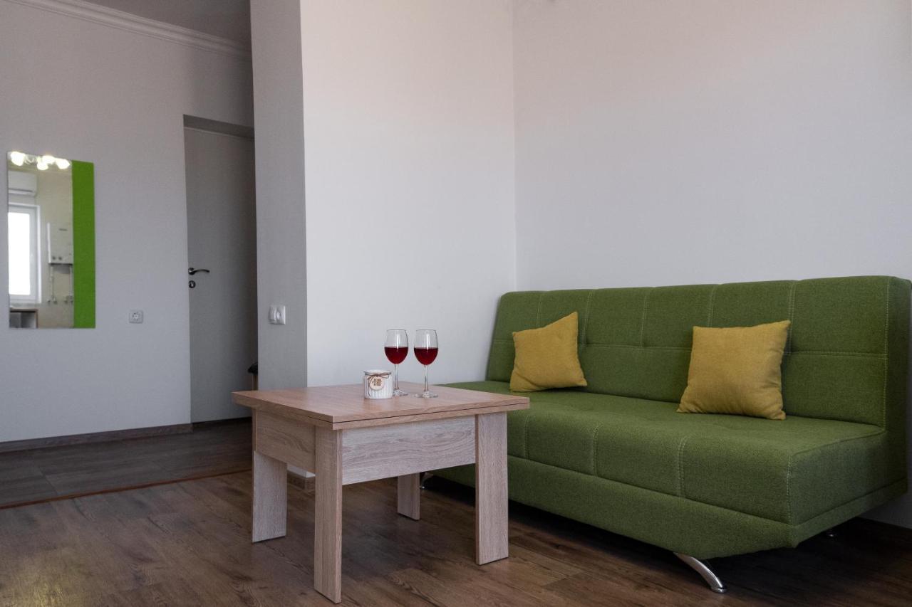 Bright Apartment On 13Th Floor يريفان المظهر الخارجي الصورة