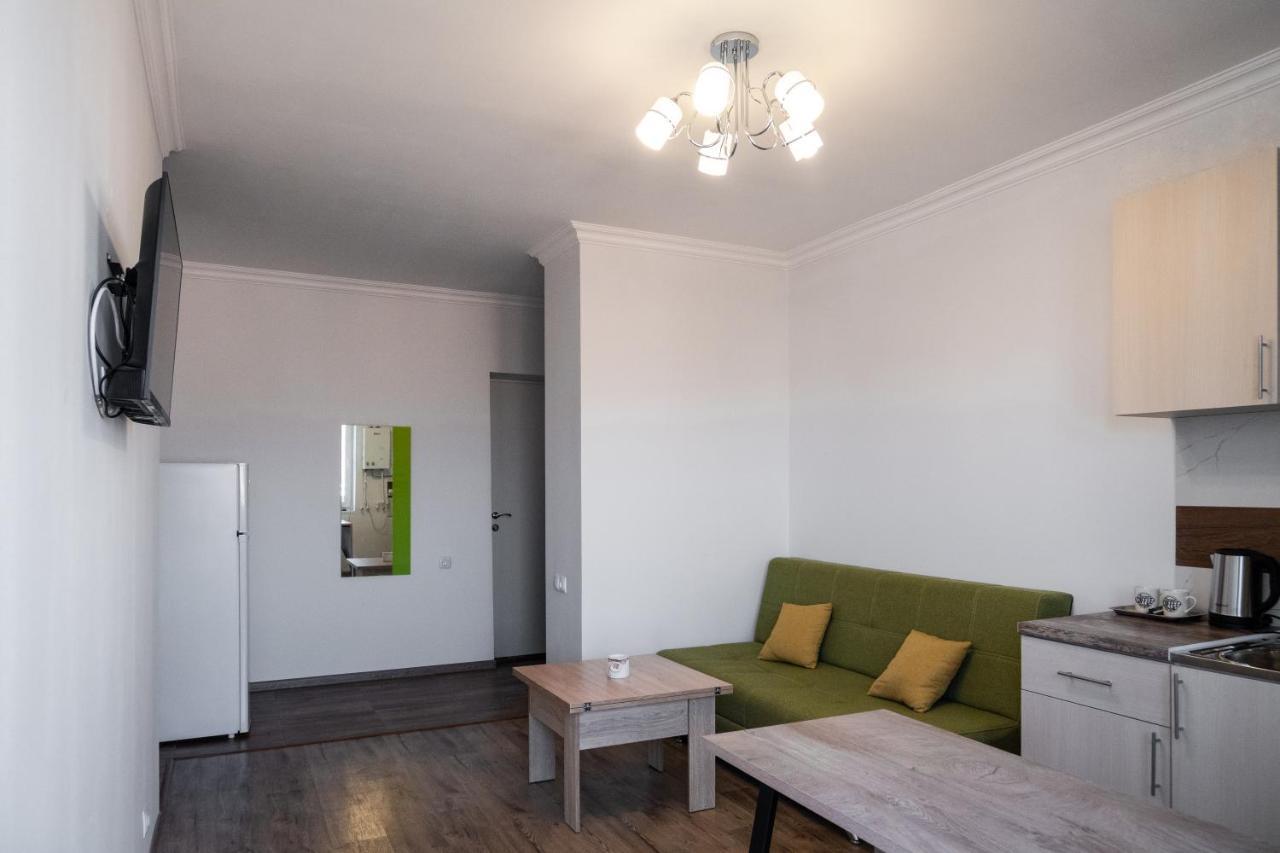 Bright Apartment On 13Th Floor يريفان المظهر الخارجي الصورة