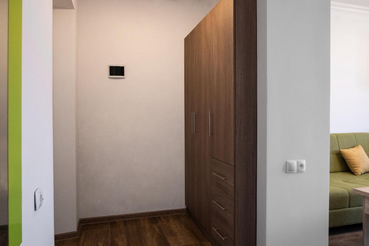 Bright Apartment On 13Th Floor يريفان المظهر الخارجي الصورة